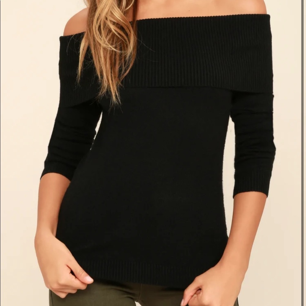 Divided Woman’s sweater size XS